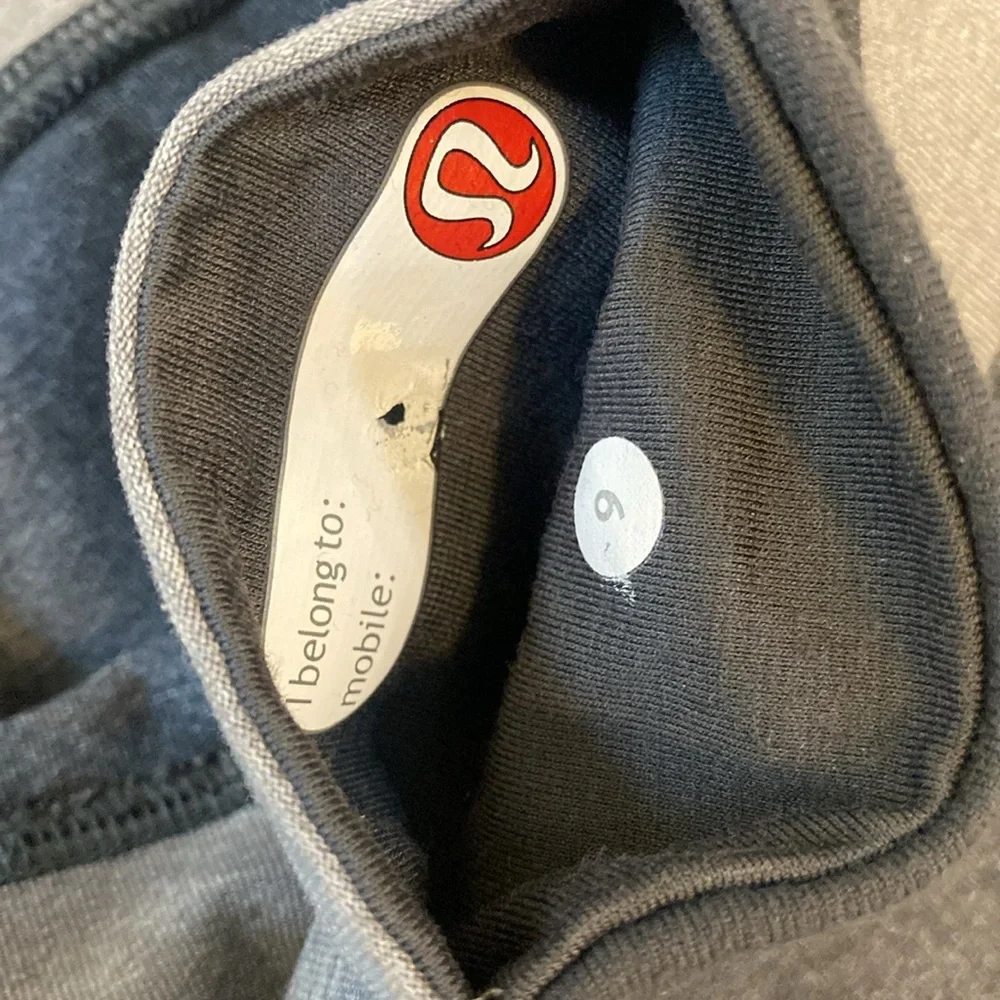 Lululemon cropped leggings sz 6 grey capris - Picture 6 of 6